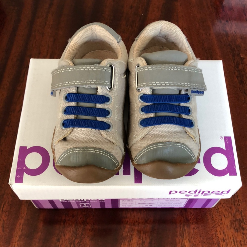 Pediped boys size 21 tan fabric sneakers